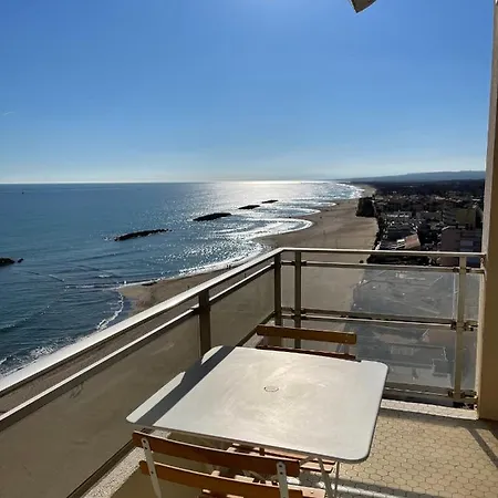 Sur Le Sable, Face A La Mer La Petite Tour Valras-Plage Exterior photo