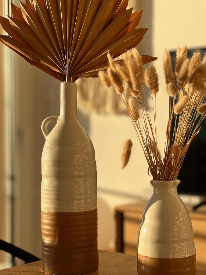 Sur Le Sable, Face à La La Tourette Appartement